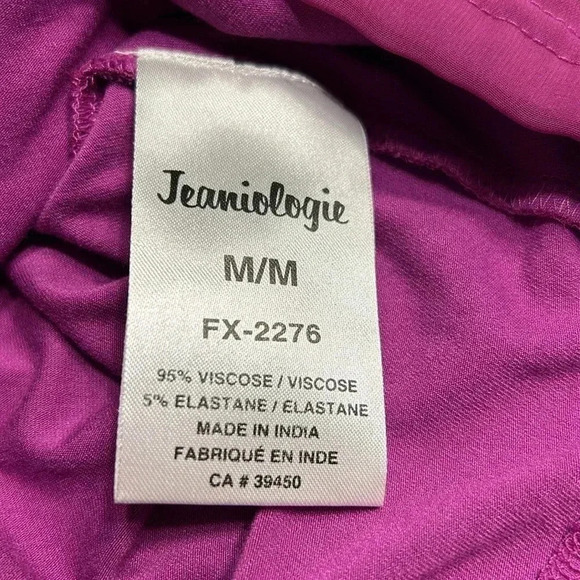 “Foxy “logo Y2K,
double lattice top,Sheer overlay ,fitted,collegiate, flaw - Picture 15 of 16